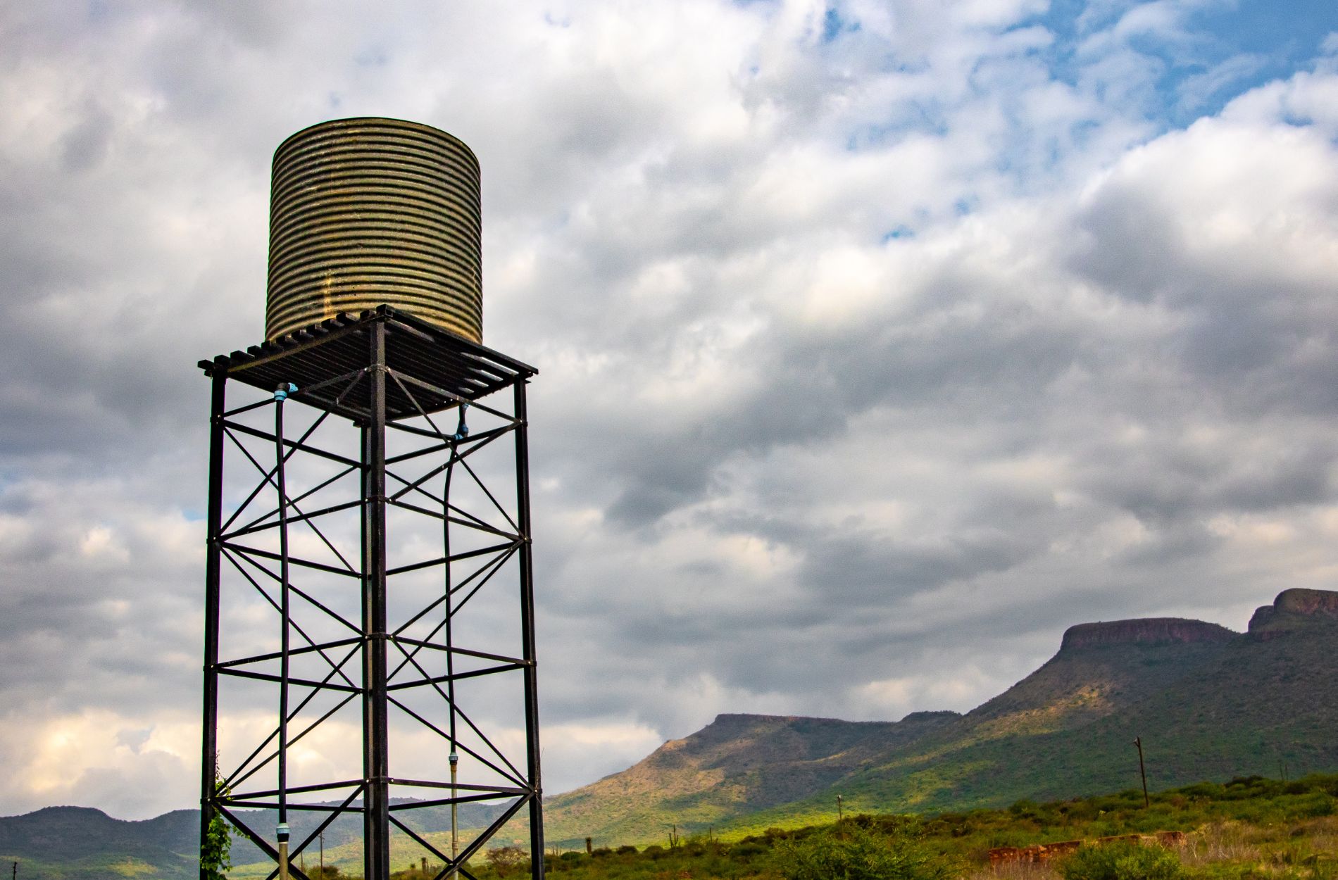 water storage tank